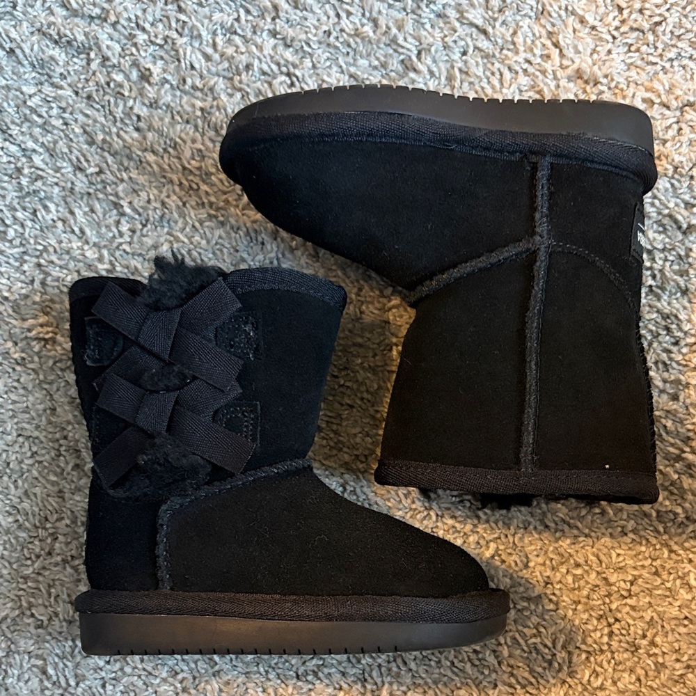 Koolaburra Black Kids Boots with Bow Detail size 5